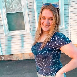 Meet your Posher, Celia